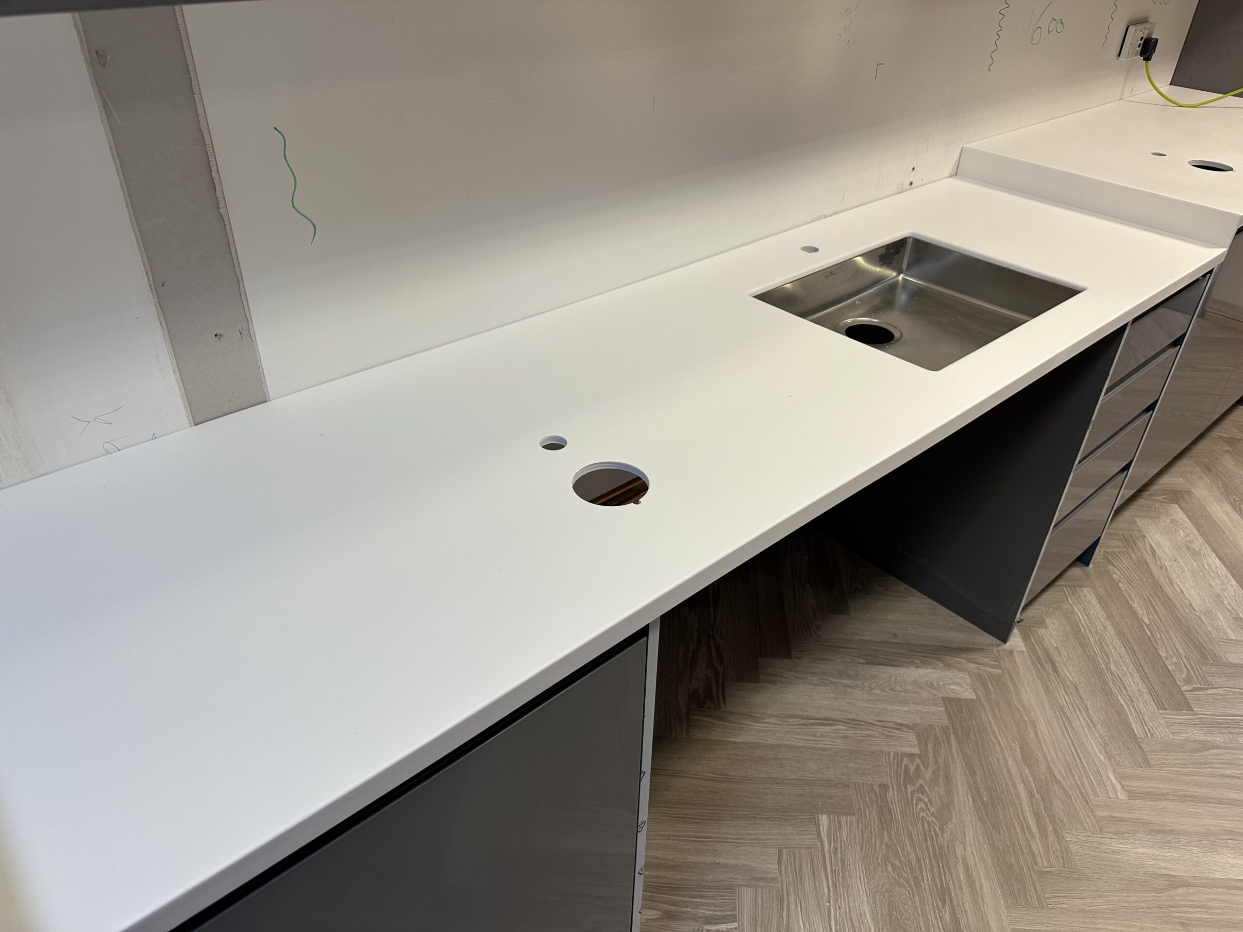 MOD LG Himacs Tea Points - Prestige Work Surfaces
